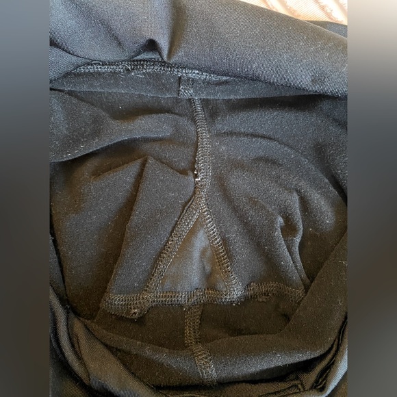 Black leggings with pockets - Picture 6 of 11